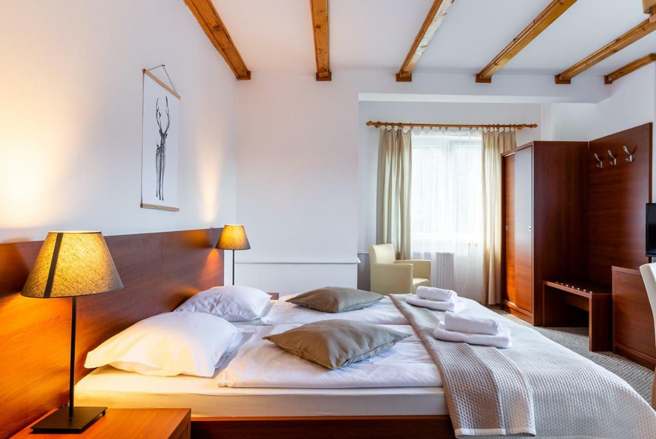 Hotel Ariston カルパッチ エクステリア 写真